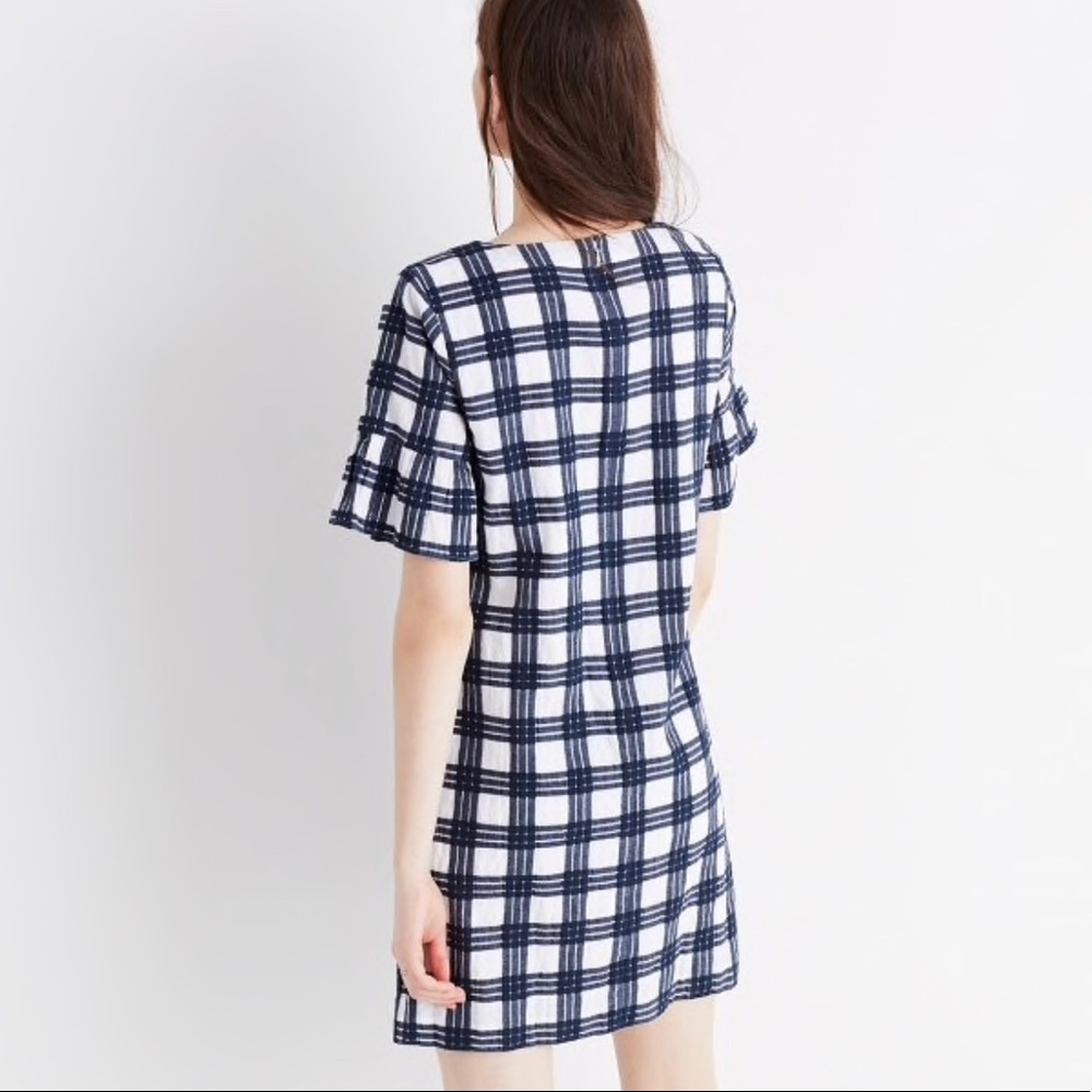 Bell-sleeve dress